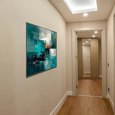 Alodger Sirius Town Lara شقة