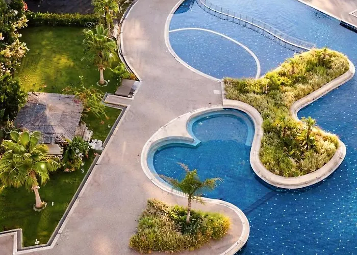 Alodger Sirius Town Lara Apartamento