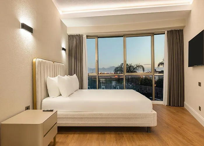 Alodger Sirius Town Lara *